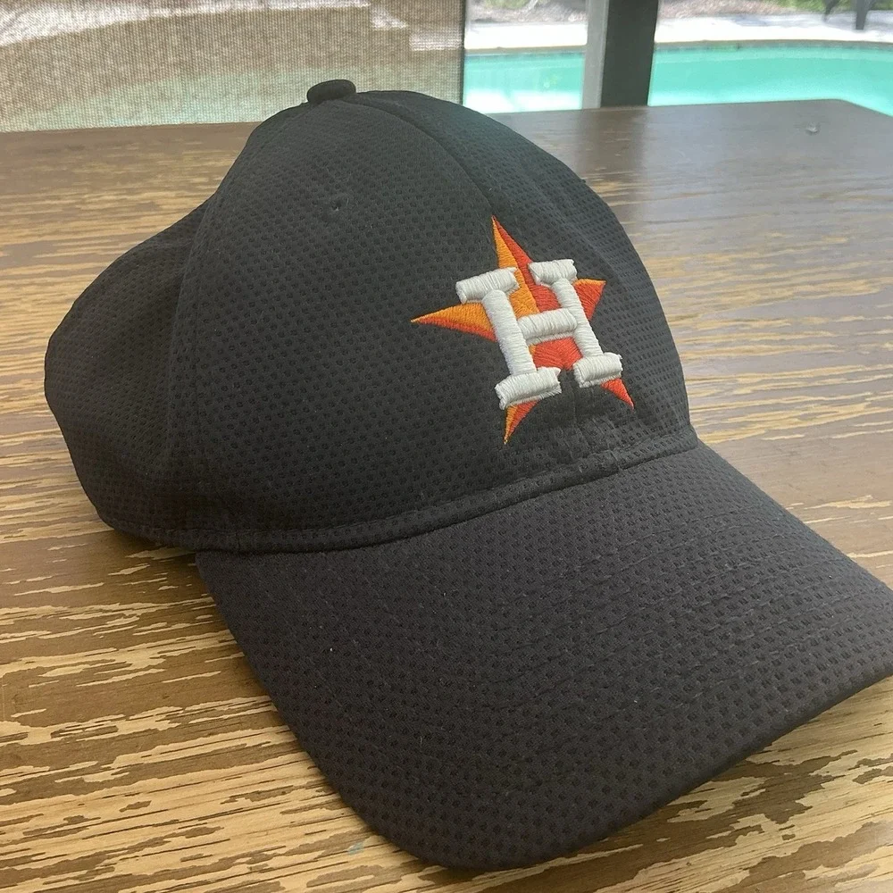 New Era Houston Astros 9Twenty Strapback Hat MLB Genuine Merchandise